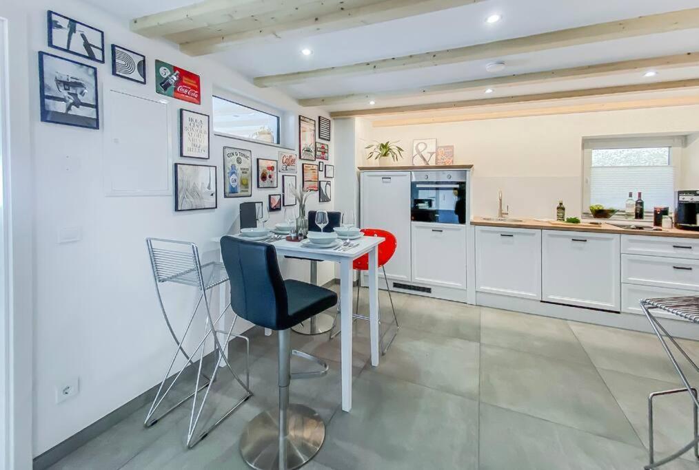 Stylisches Apartment Mit Terrasse In Der Altstadt Von Donauwörth Eksteriør billede
